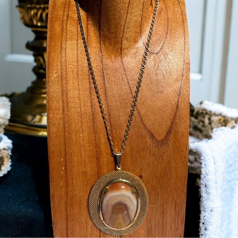 Peach Moonstone Gold Pendant Necklace